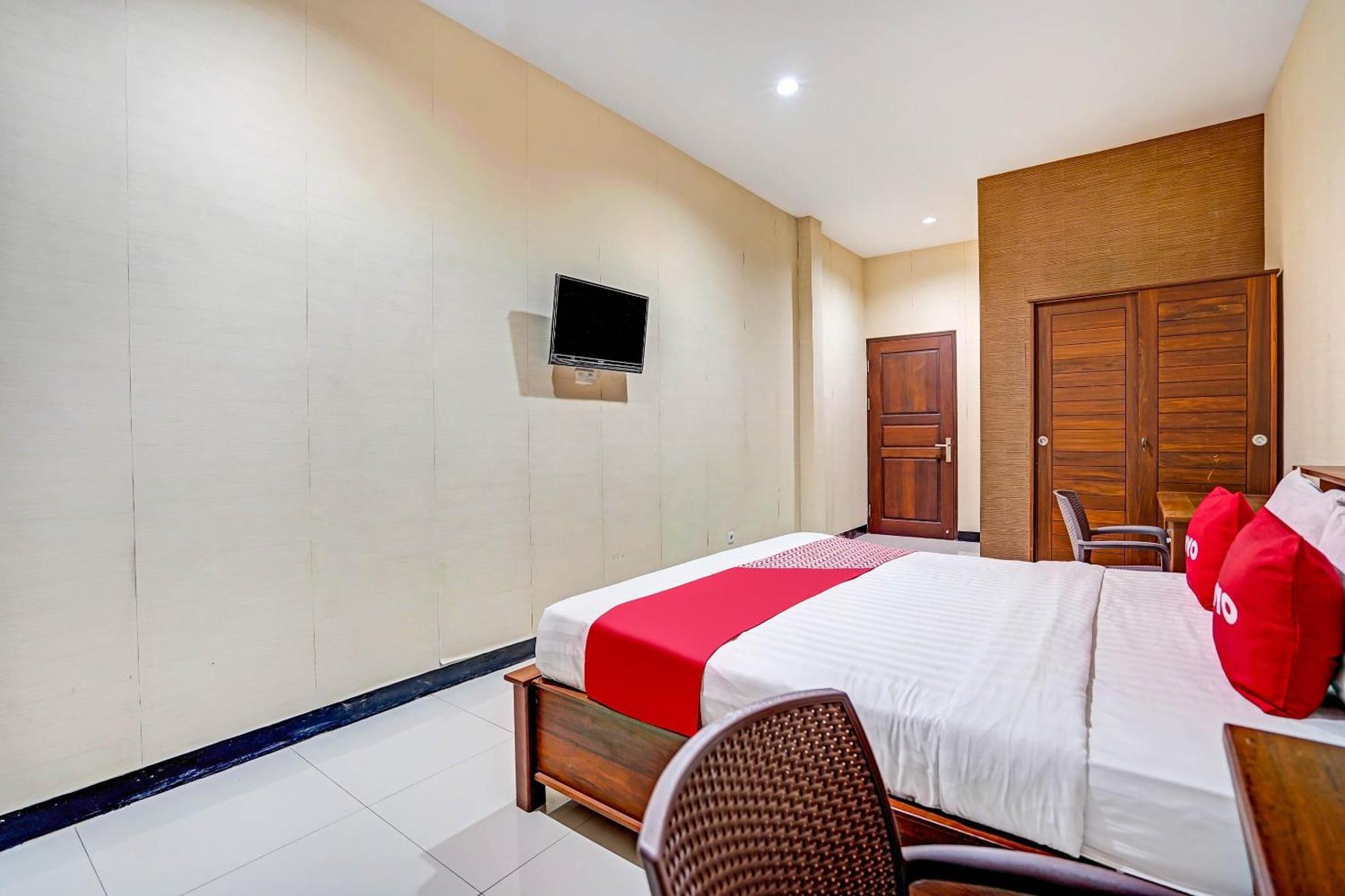 Oyo 90889 Dkb Residence Surabaya Exterior foto